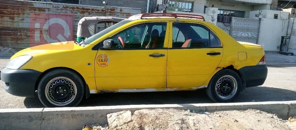 میتسوبیشی لانسەر